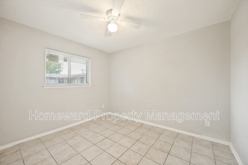 Denison Condo: 1001 West Elm Street - 204