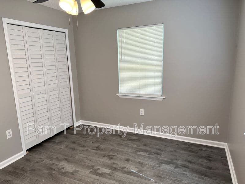 Savannah House: 2607 Bismark Ave.