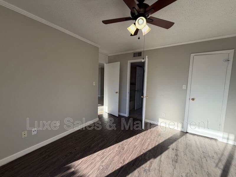 OKC Condo: 6000 N. Brookline