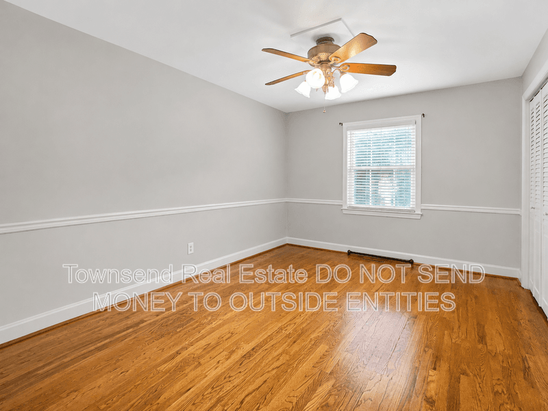 Fayetteville House: 3316 Cliffdale Rd.