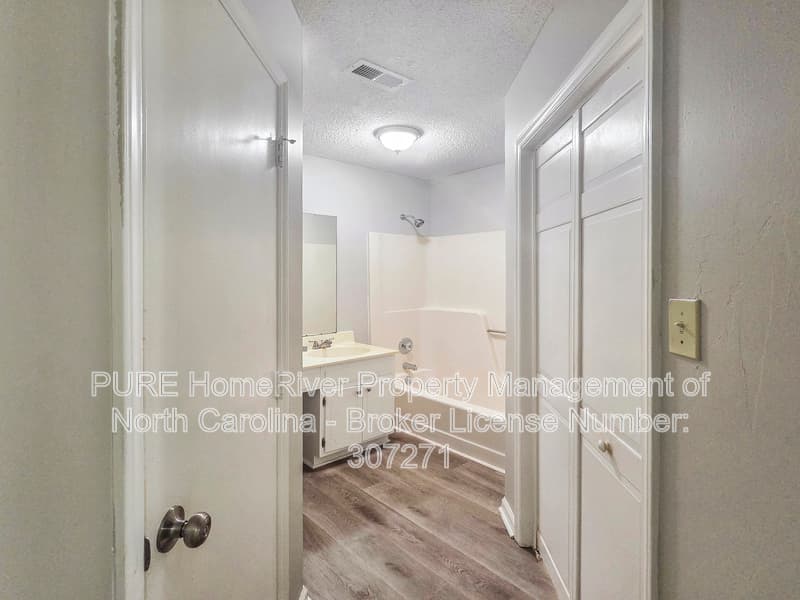 Charlotte House: 6530 Andora Dr