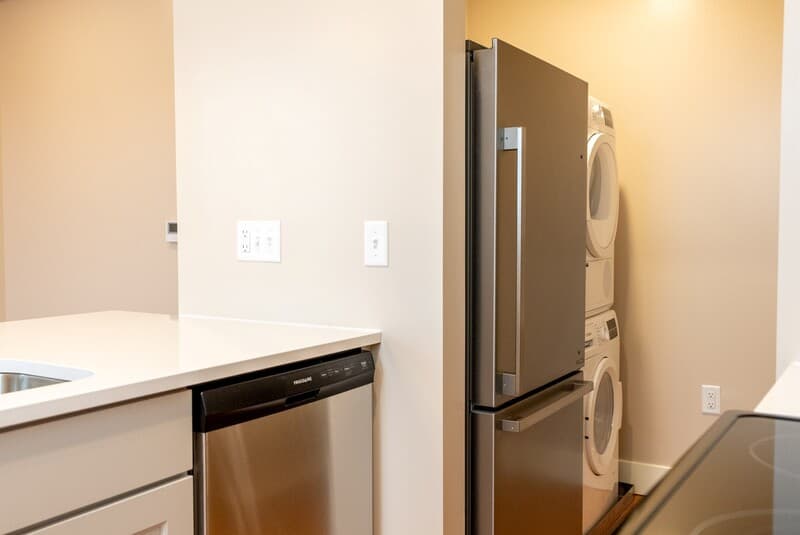 Harrisonburg Condo: 157-305 N. Main Street