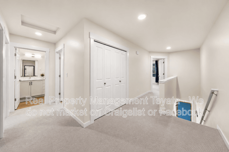 Bellingham House: 4228 Braeburn Ln