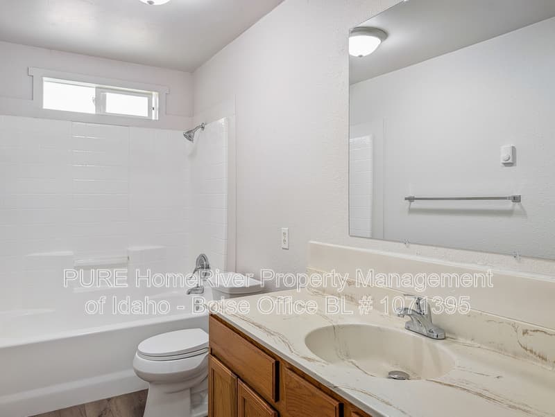 Caldwell Condo: 104 N Homedale Ave