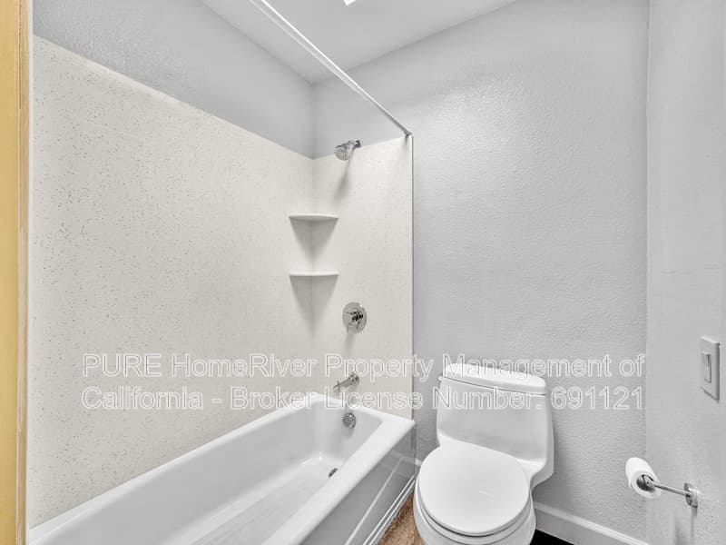 Sacramento Condo: 6220 Gloria Dr