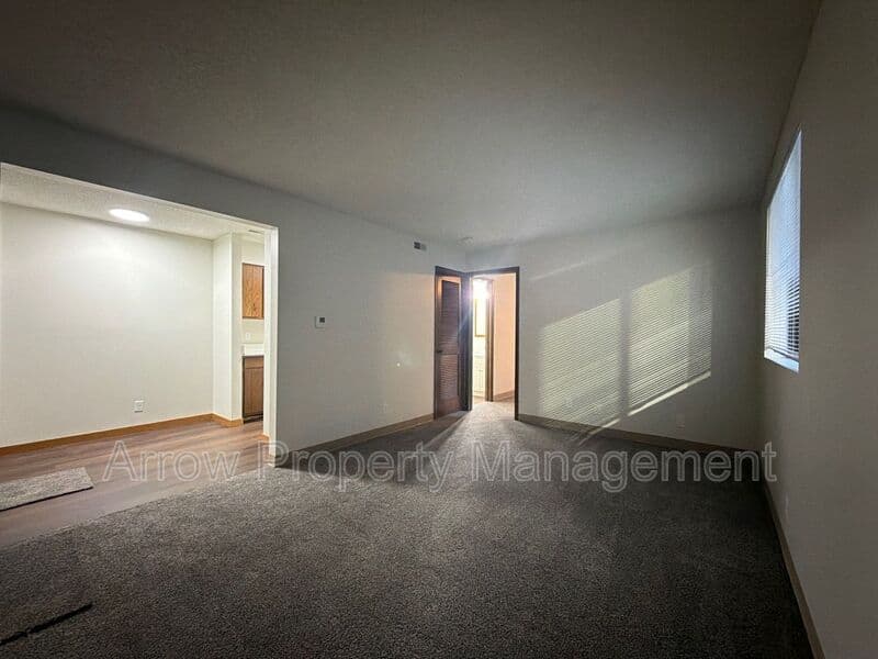 Lincoln Condo: 1431 D Street-10