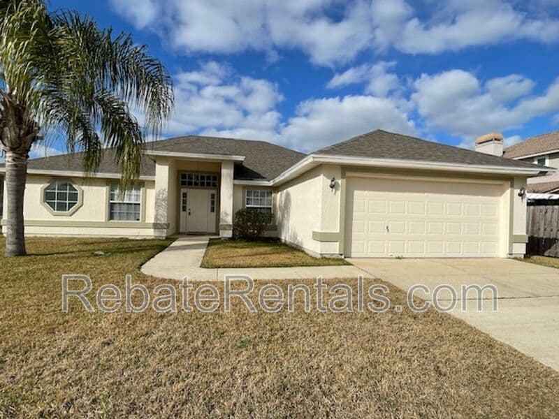Jacksonville House: 5009 Grand Lakes Drive