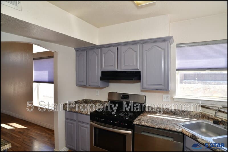 El Paso House: 12062 Ben Proctor Dr