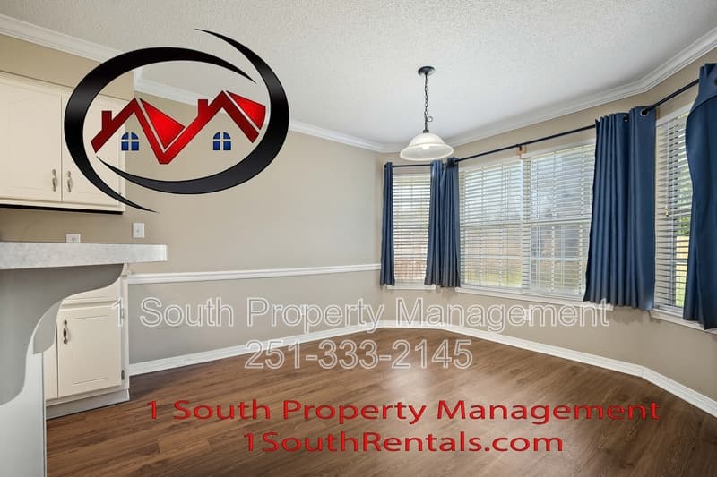 Mobile House: 9276 Champion Circle South