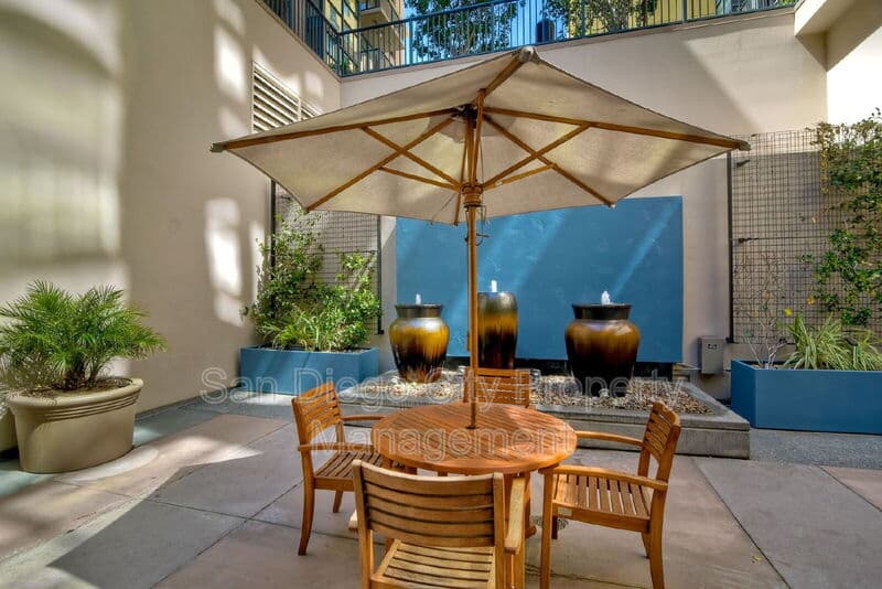 San Diego House: 530 K Street