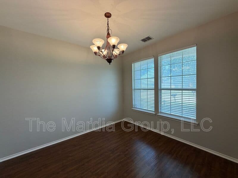 Ft. Worth House: 8512 Prairie Wind Trl