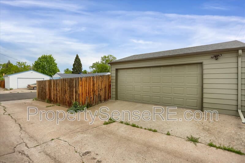 Denver House: 1333 South Xavier Street