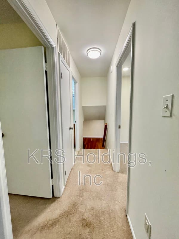 Woodbridge House: 11969 Dolly Madison Cir