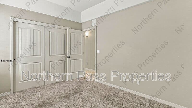 El Paso House: 3141 Spring Willow