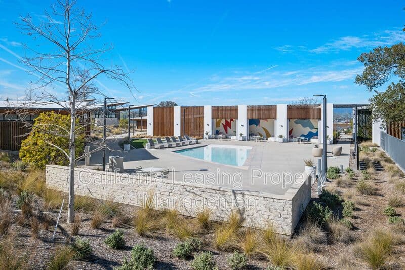 Valencia House: 27233 Red Willow Court