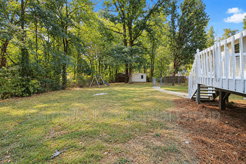Calera House: 120 Southern Hills Circle