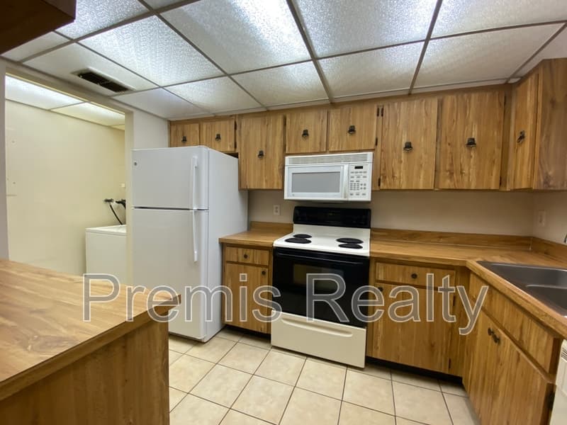 Clearwater Condo: 2913 Lichen Lane A - 1