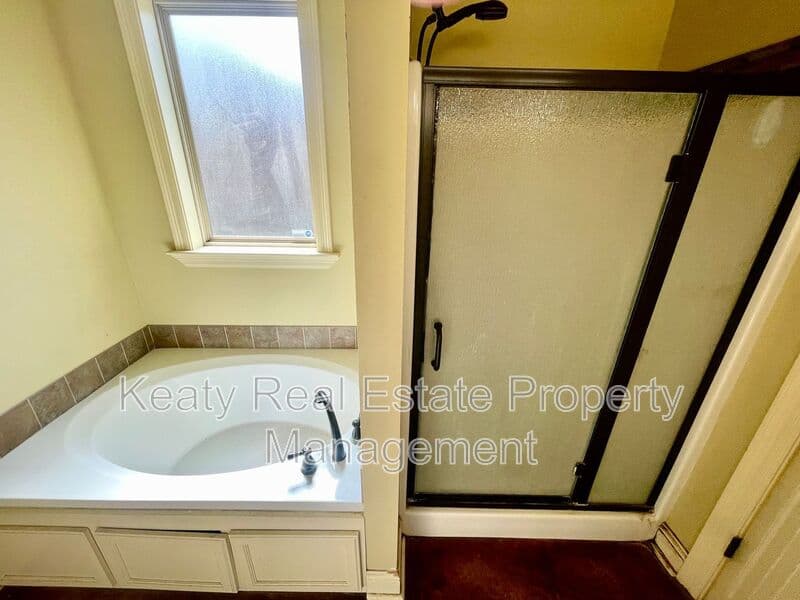 Lafayette House: 115 Barataria Bay