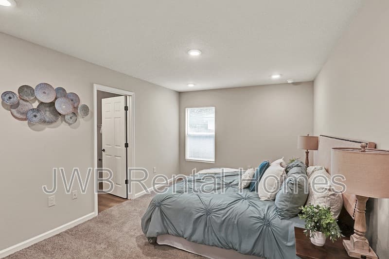 Jacksonville House: 2356 Brooklyn Rd