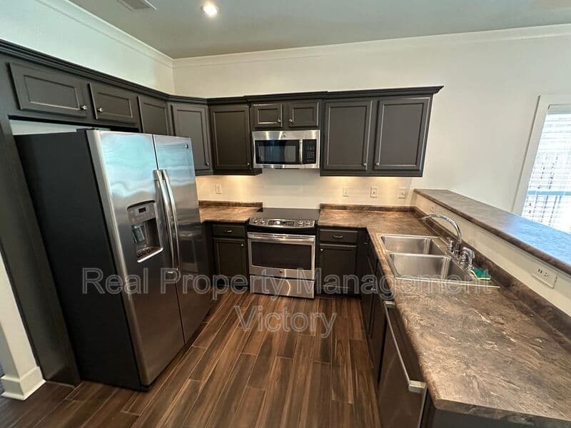 Birmingham House: 358 Kingston Circle