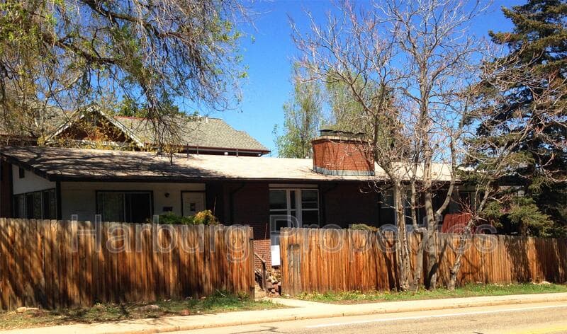 Boulder House: 1717 Baseline Road