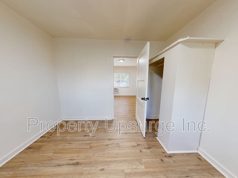 Oroville Condo: 640 Bird St #1