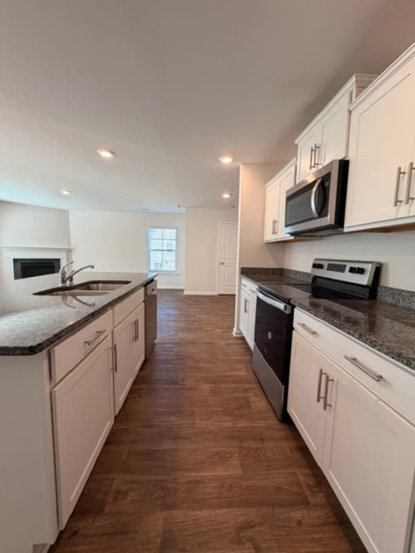 Columbia House: 205 Dunham Road