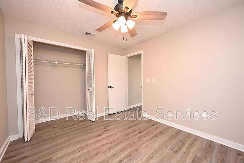 Lakeland House: 2118 Sandy Hook