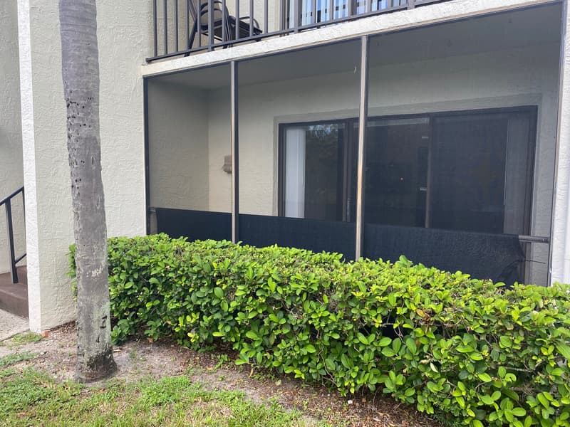 Palm Harbor Condo: 1870 Pine Ridge Way West APT F1