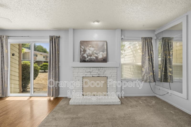 Kent Condo: 23601 112th Avenue SoutheastA102