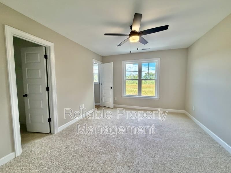 Pine Level Townhome: 422 W Main St
