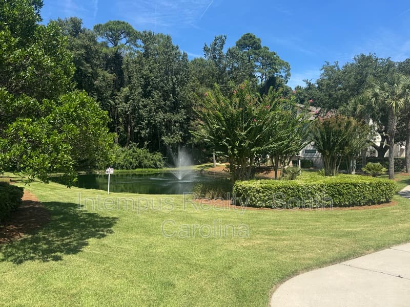 Bluffton Condo: 897 Fording Island Rd