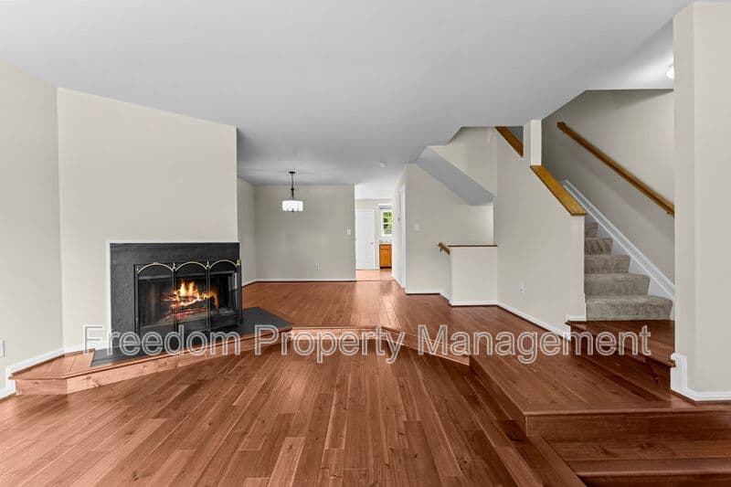 Manassas Townhome: 8644 Sanderling Dr