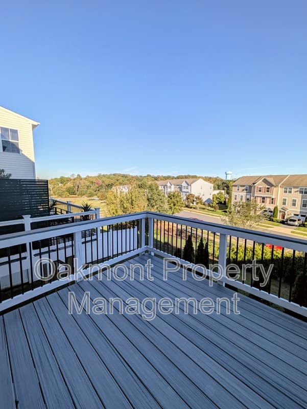 Fredericksburg House: 1322 Hudgins Farm Circle