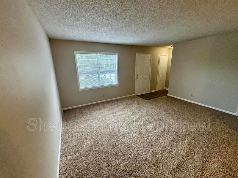 Augusta Condo: 2738 Blount Avenue, Unit #5
