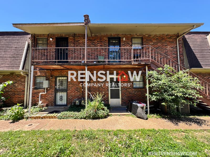 Memphis Condo: 3220 S Mendenhall Rd 1a
