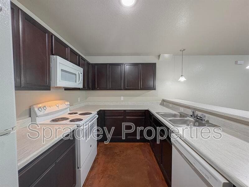 Belton Condo: 255 E 5th Ave, Apt 111