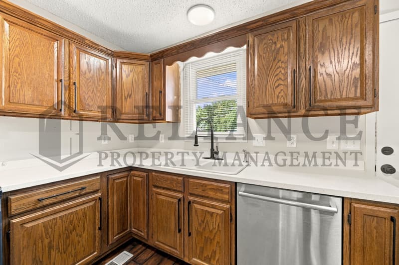 Wichita House: 2726 West Maxwell Avenue