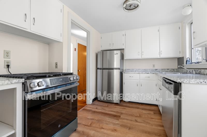 Acton House: 52 Taylor road