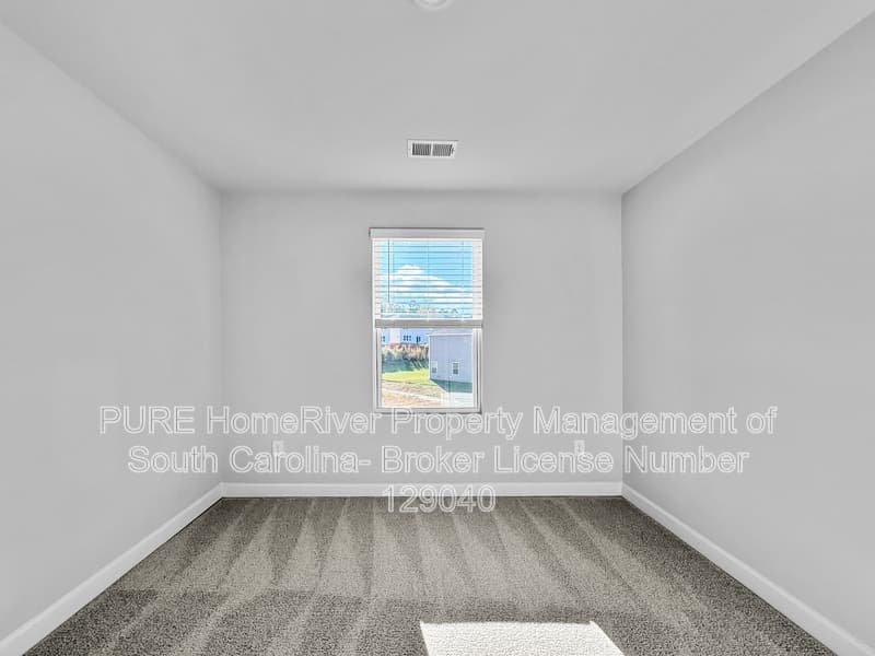 Moore House: 1504 Switchback Cir