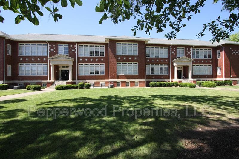 Spartanburg Apartment: 600 Magnolia St