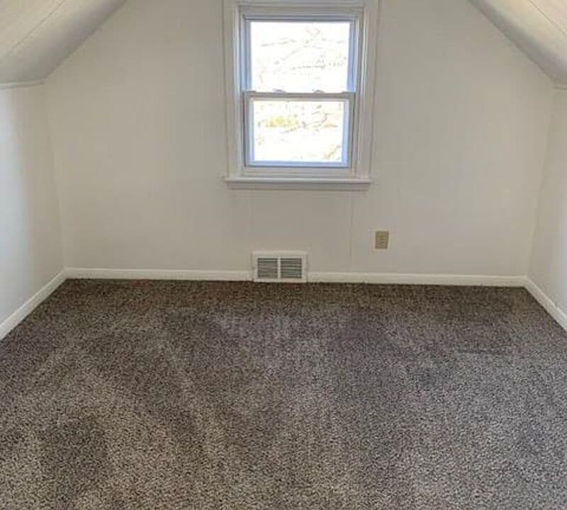 Youngstown House: 2182 Gregory Ave