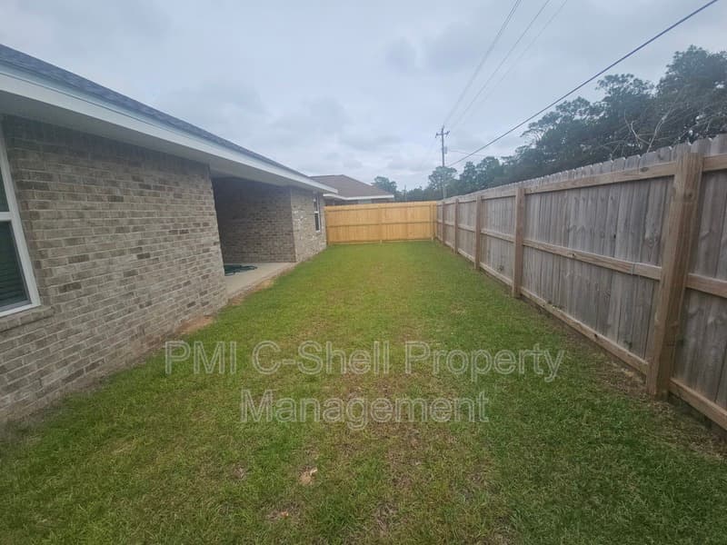 Pensacola House: 12115 Emerald Heights Ln