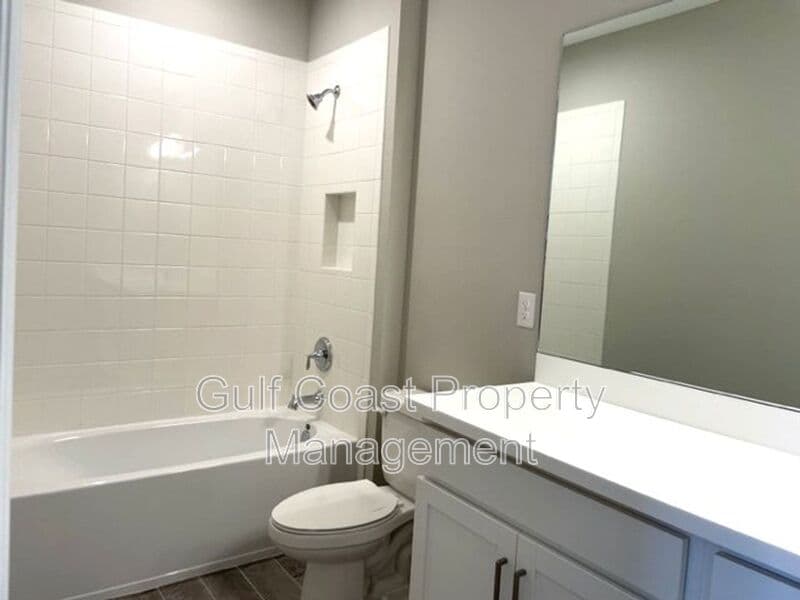 Nokomis House: 15344 Isla Palma Ln