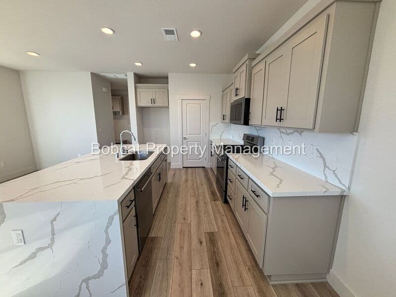 Carson City House: 1383 Vine Gate Rd