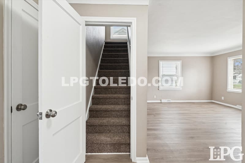Toledo House: 602 California Blvd