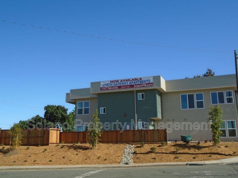 Vallejo Condo: 2401 Broadway St.