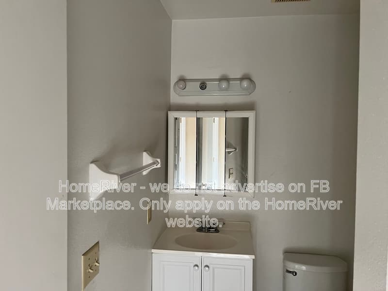 Tampa Condo: 305 E Whitehall Ct