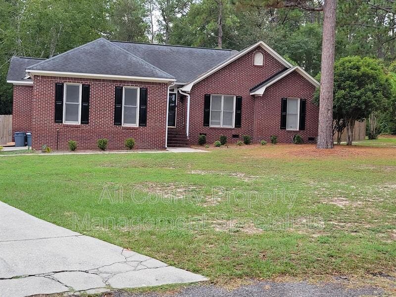 Camden House: 29 Benttree Ln