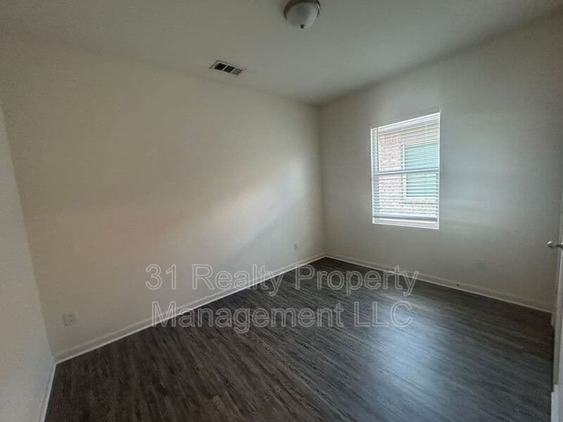 Princeton House: 1805 Chapel Hill Rd
